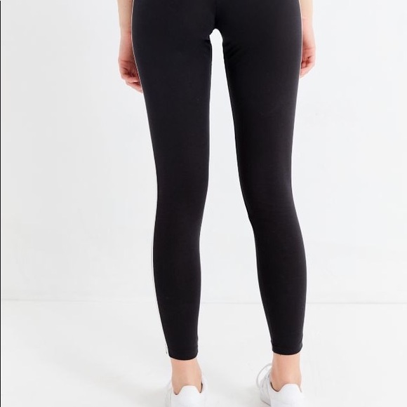 LAST ONE *Adidas Black 3 stripe Classic Leggings - Picture 4 of 8